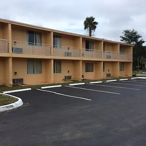 Host Daytona Motel